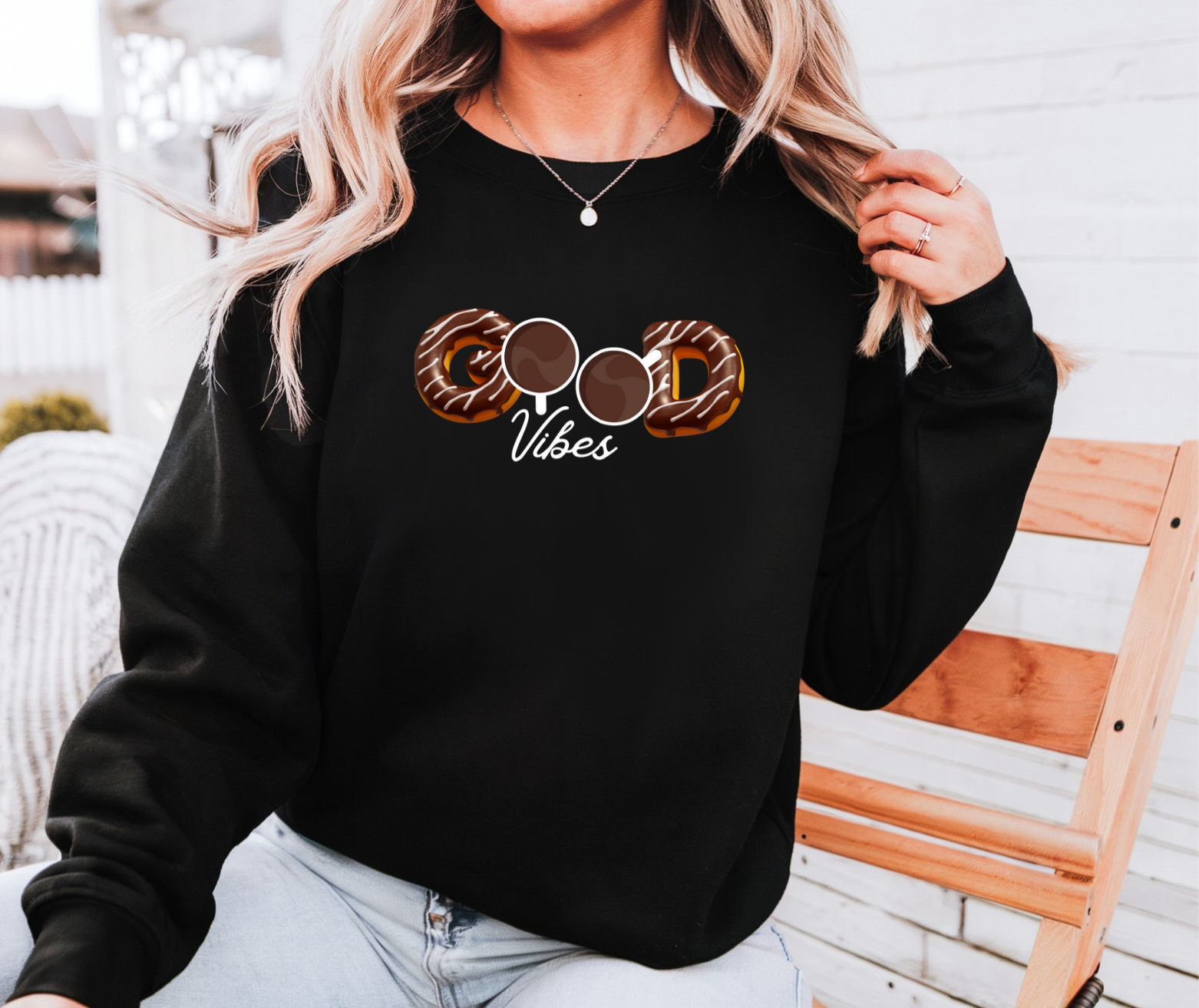 Good Vibes Sweatshirt - Destello Store
